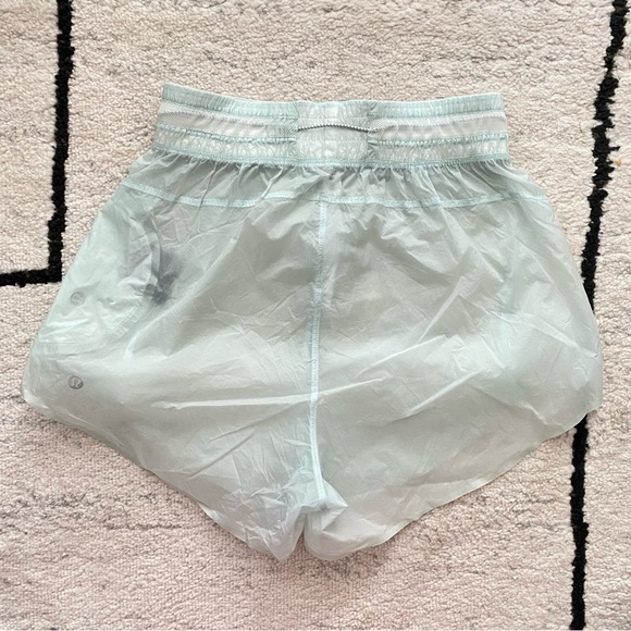 LULULEMON Ocean Air Step Out High-Rise Short 3" - Picture 7 of 10